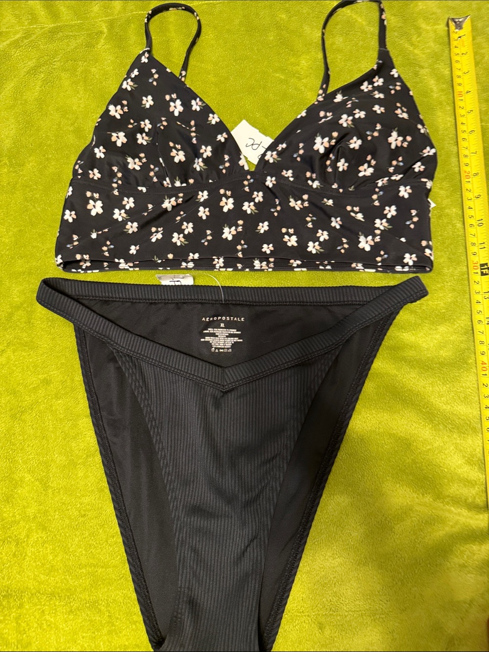 Aéropostale Black Floral Bralette Bikini Top with Black High-Cut Bottoms Sz XL